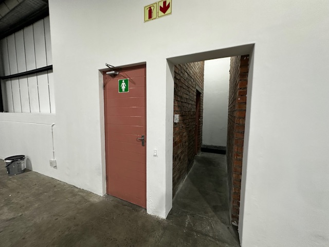 To Let Commercial Property for Rent in Maitland Western Cape